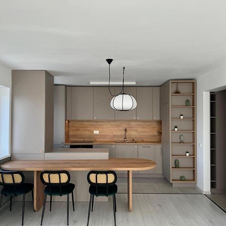 Urban Oasis Apartamento Braşov Exterior foto